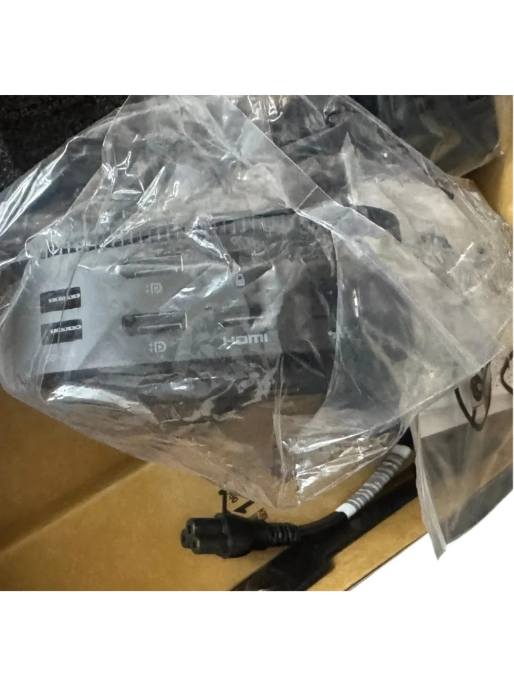 New HP USB-C/A Universal Dock G2 - in box